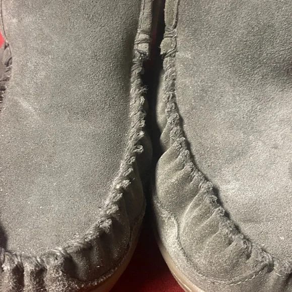 L.L. Bean Suede Moccasin Slippers in Olive - Picture 3 of 13